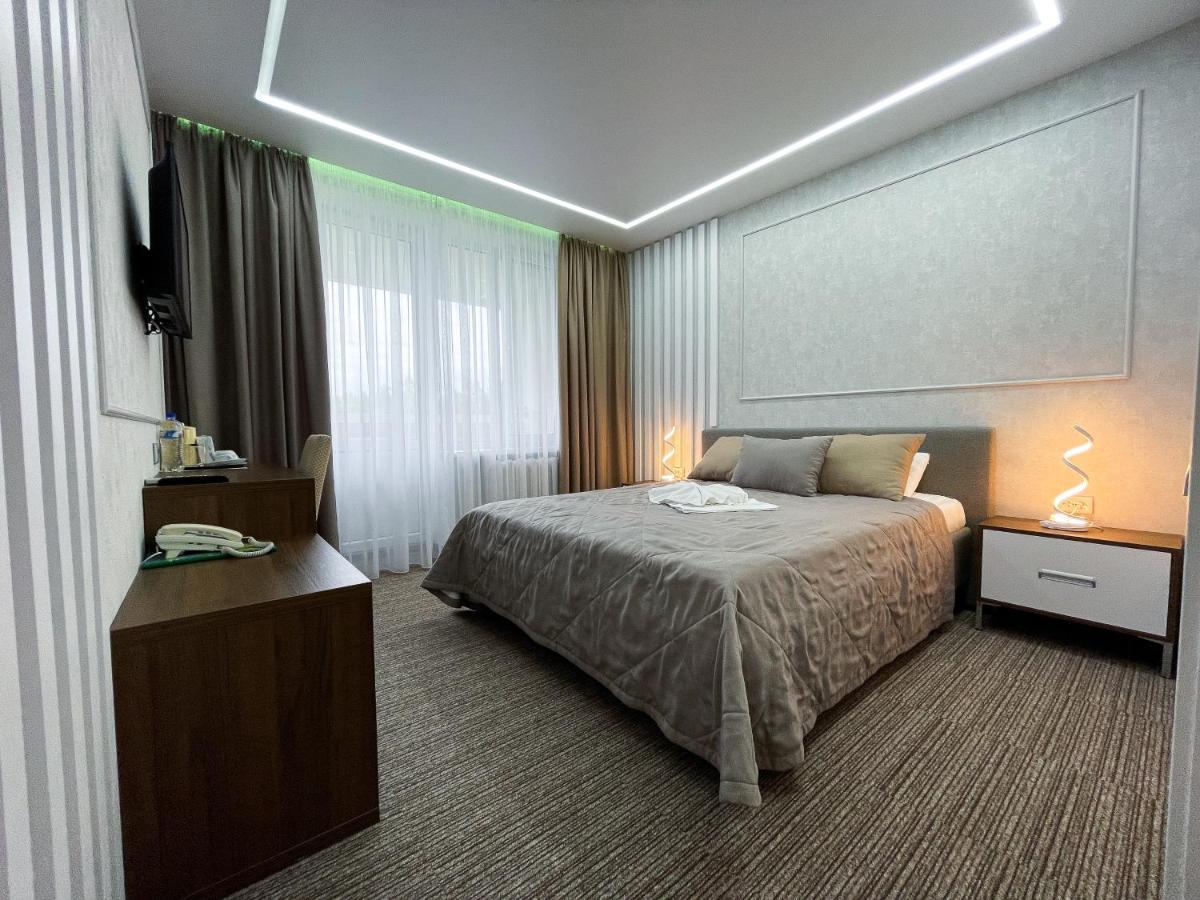 Sanatoriy Priozernyi Hotell Naratj Exteriör bild
