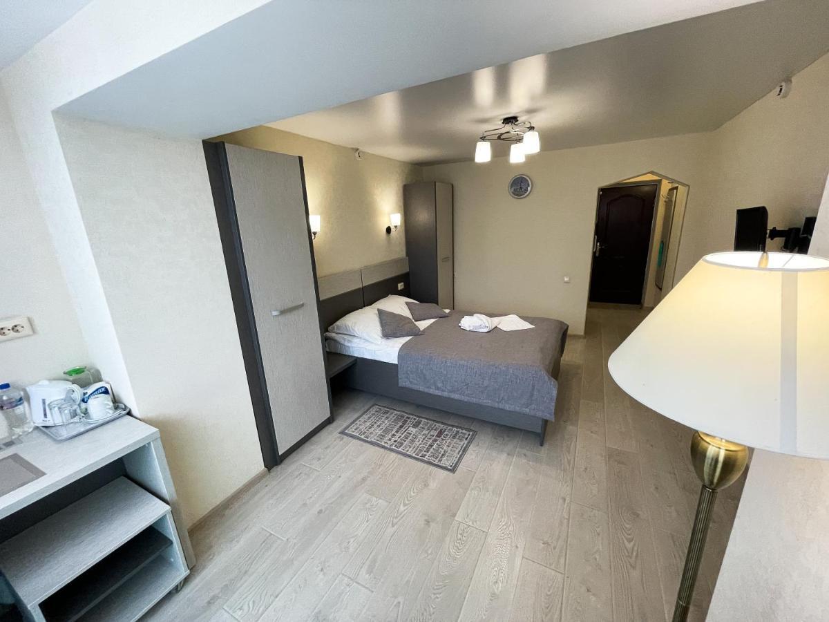 Sanatoriy Priozernyi Hotell Naratj Exteriör bild